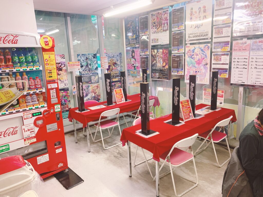 カードキングダム秋葉原駅前店のデュエルスペース